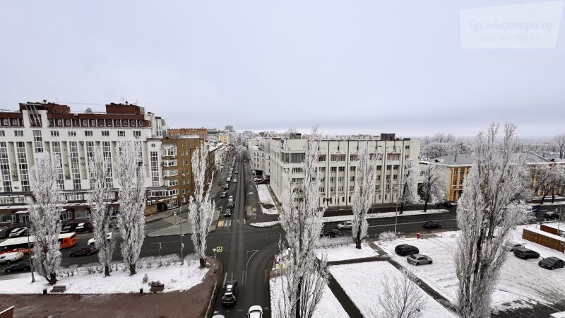 Сенная площадь, 1